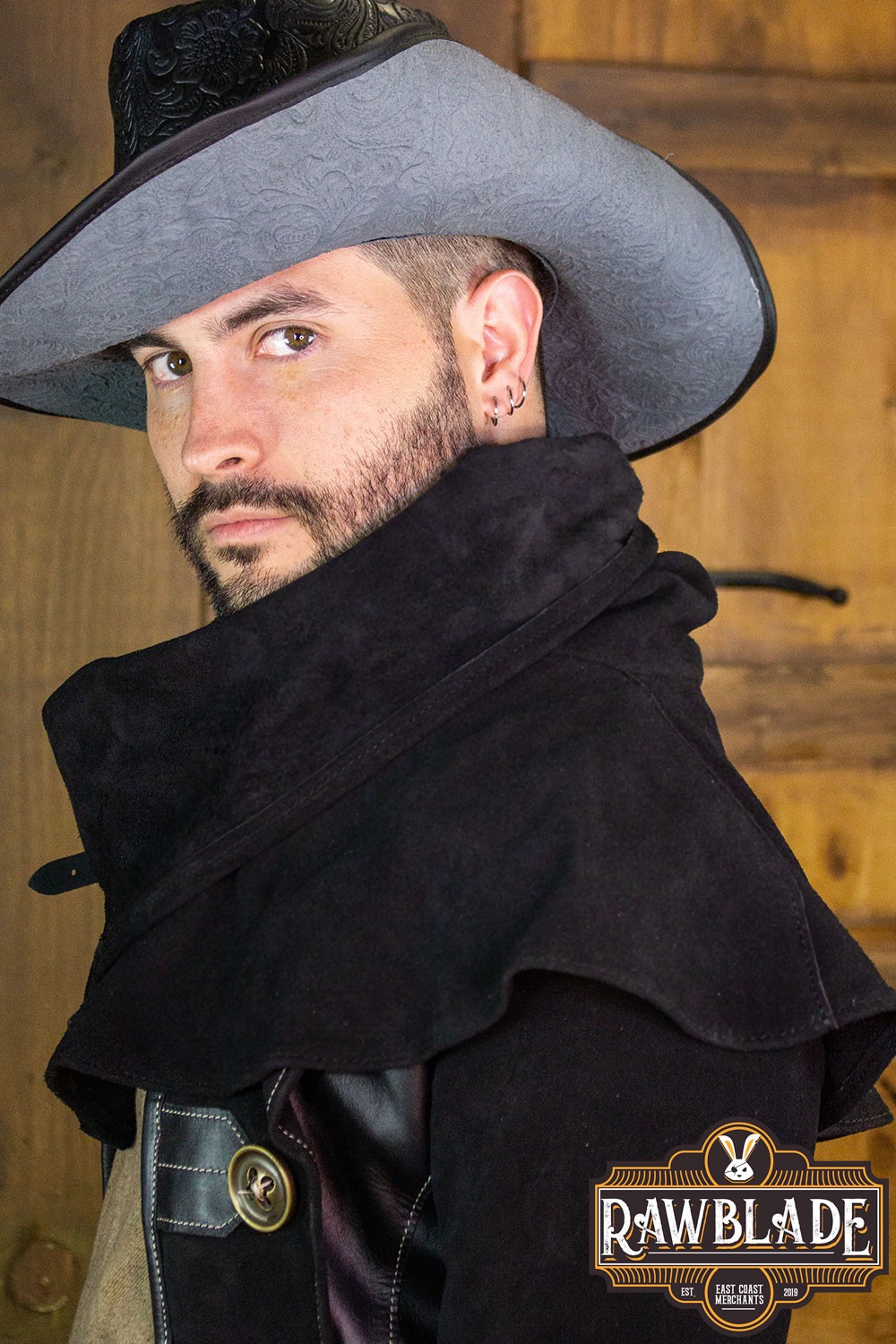 Gevaudan split leather tube cowl