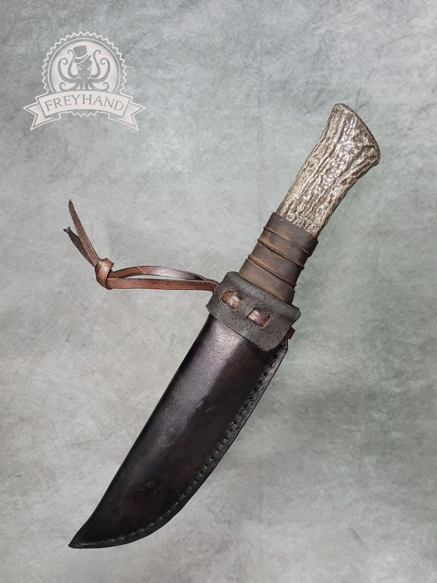 Vengar Knife sheath straight braided