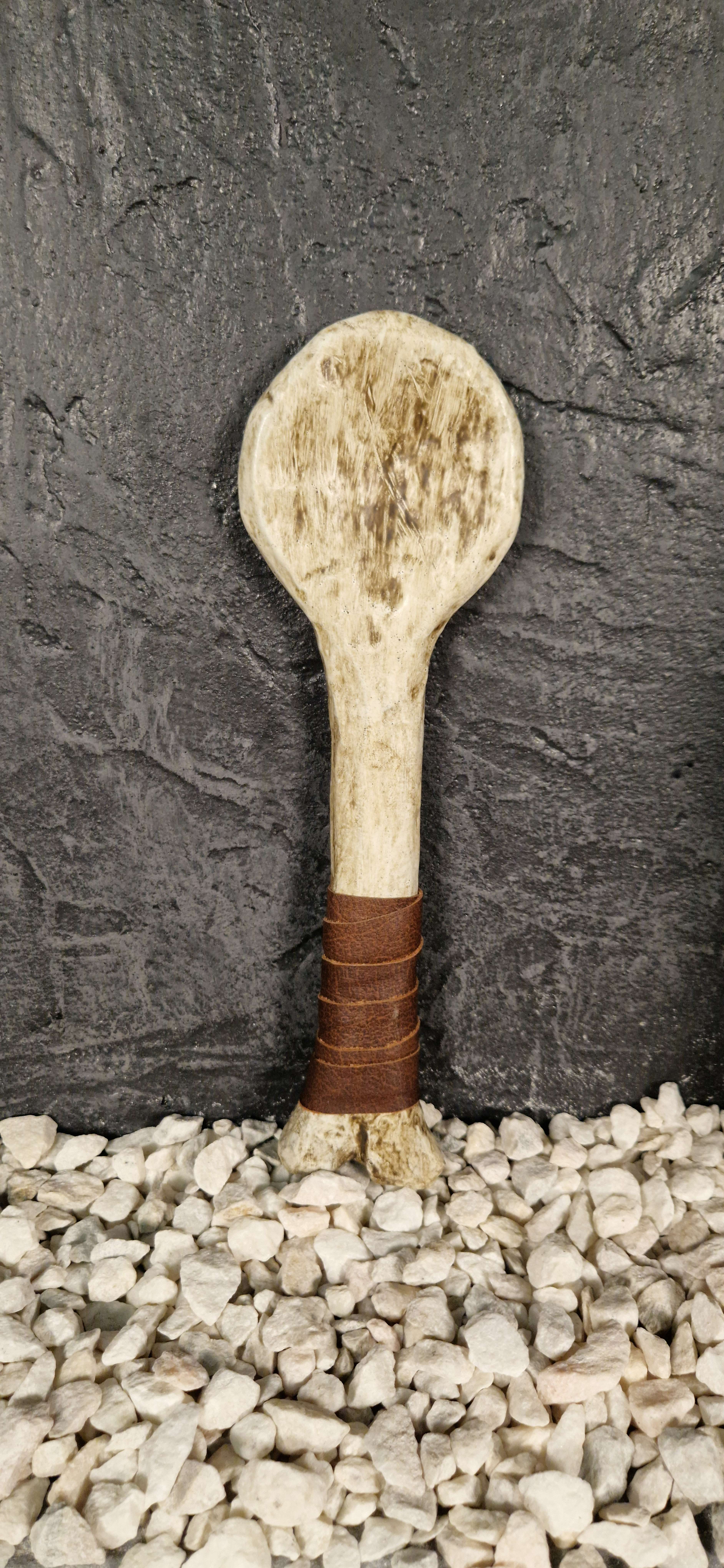 Bone Spoon Half Dark Brown