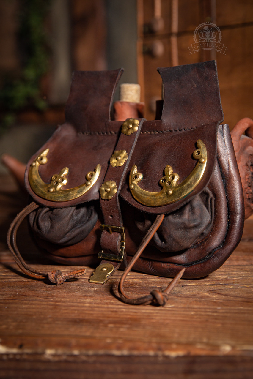 Kidney bag with brass fittings Louis Brown