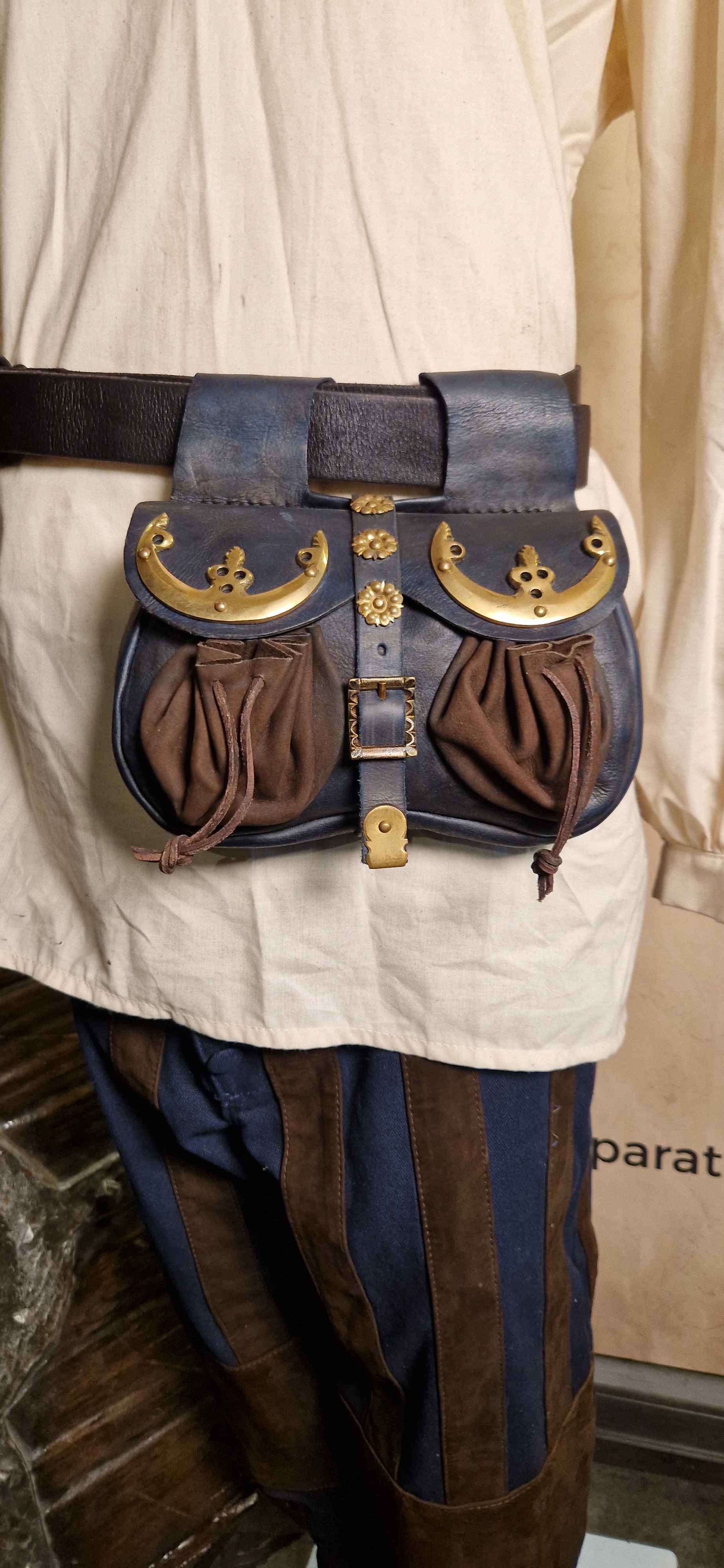 Kidney bag with brass fittings Louis Brown