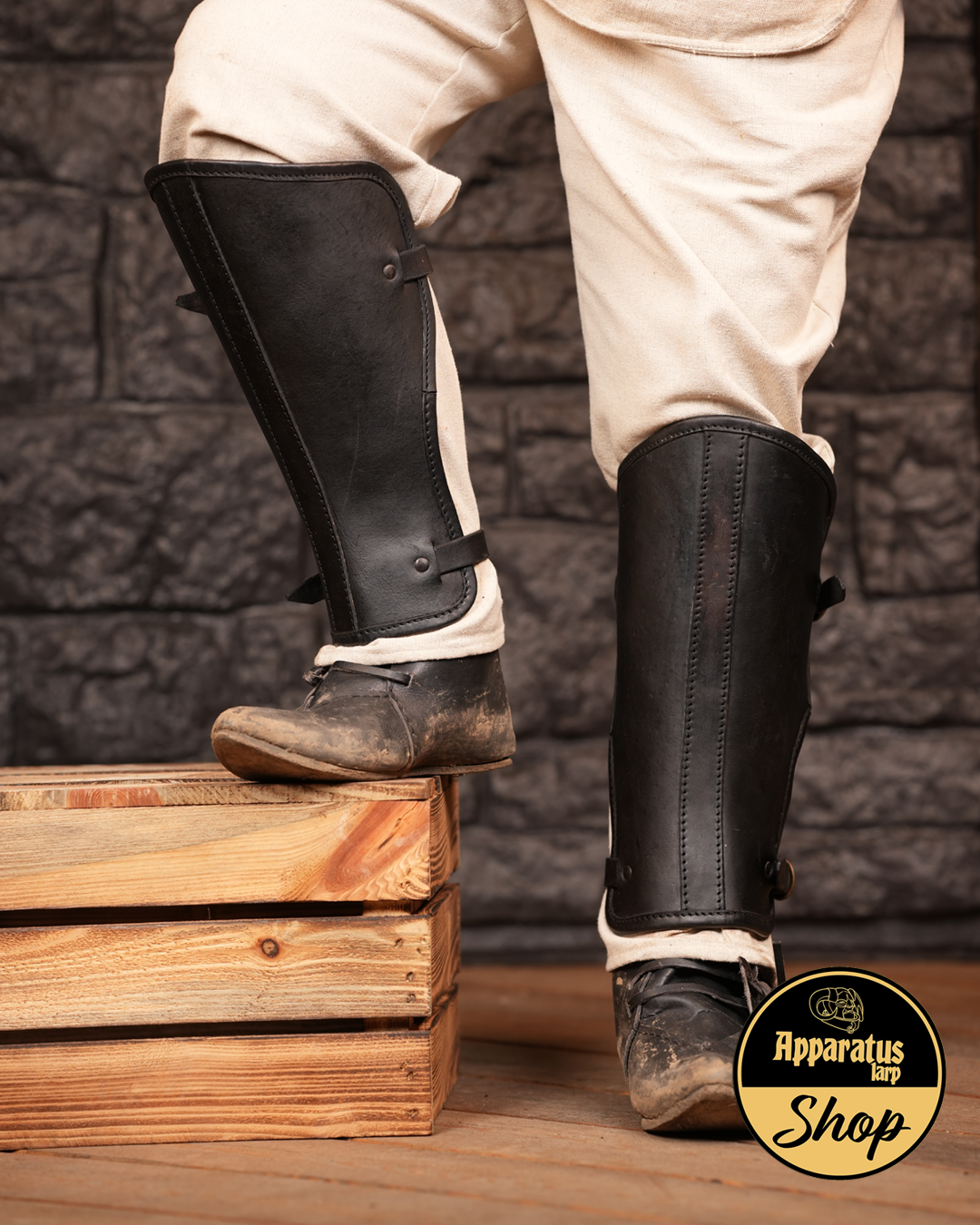 Leder Beinschienen Brutus Schwarz