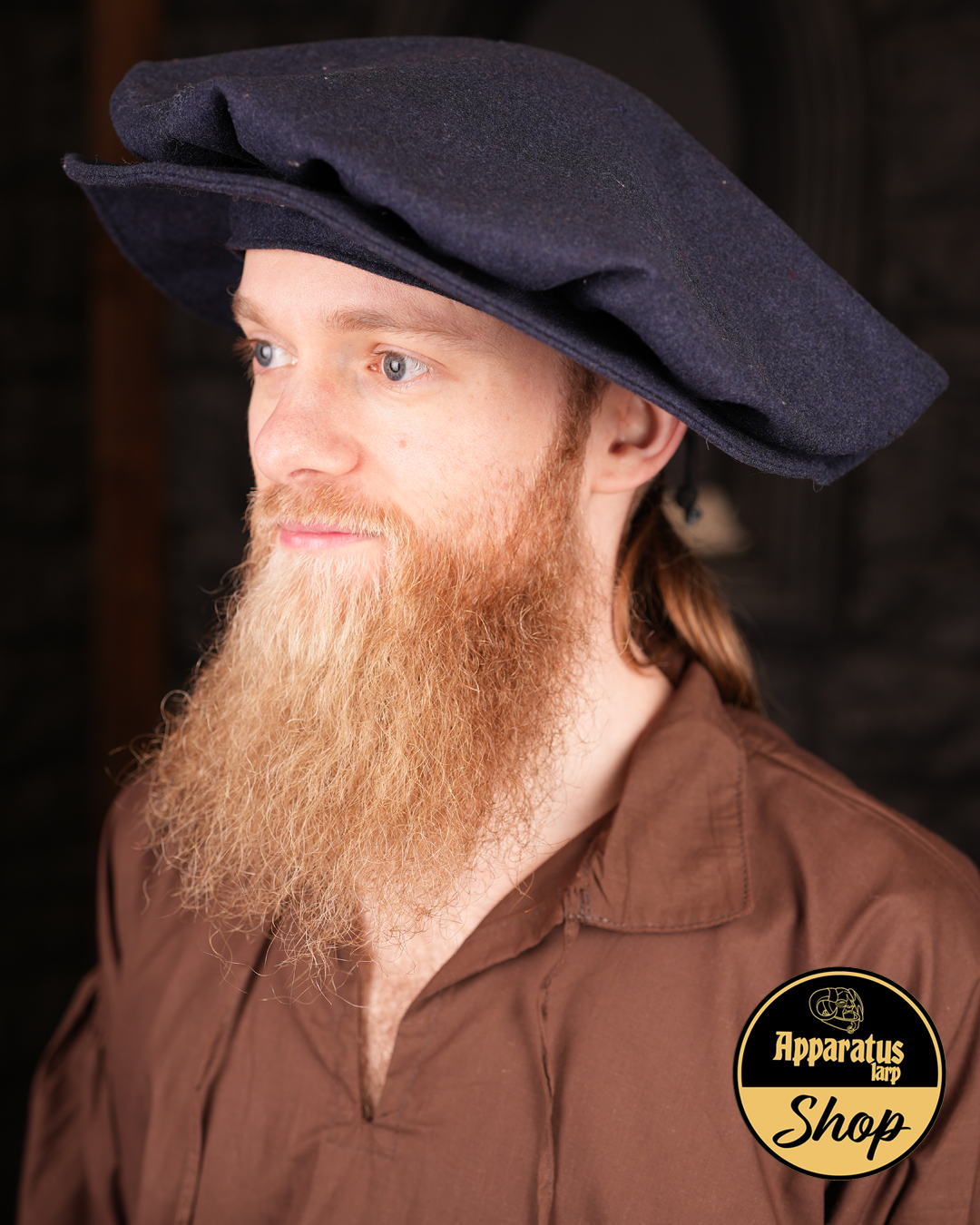 Alfonse Tudor barett wool blue